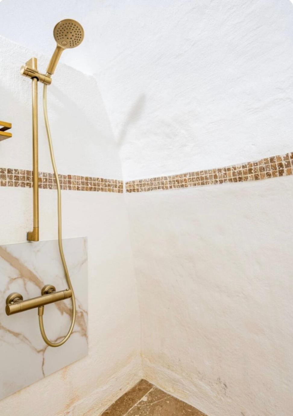 Le Temple D'Aphrodite, Appartement Avec Spa ヴィエンヌ エクステリア 写真