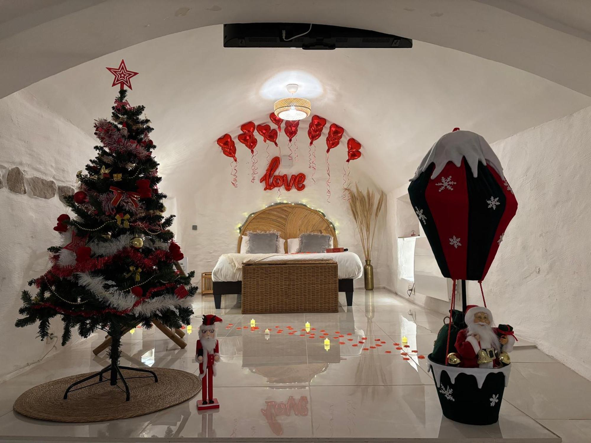 Le Temple D'Aphrodite, Appartement Avec Spa ヴィエンヌ エクステリア 写真